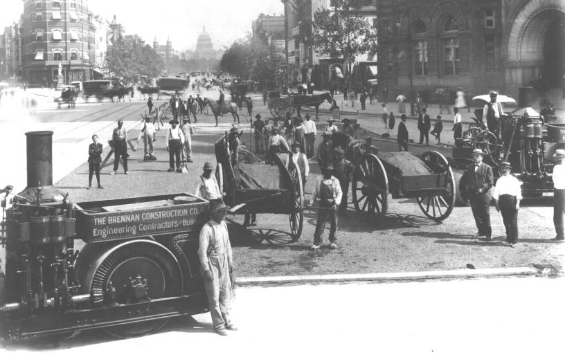 Pennsylvania Avenue being paved with asphalt circa 1900.